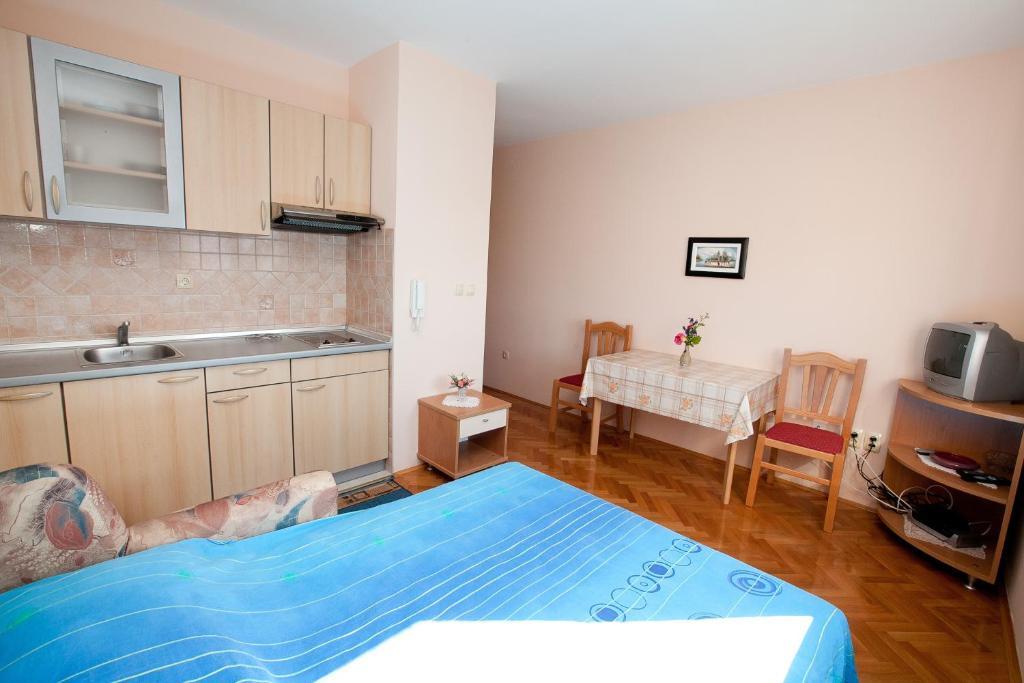 Apartments Petani Kožino Habitación foto